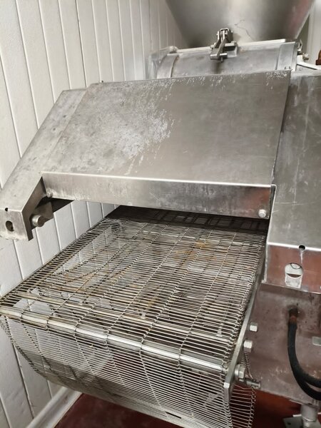 Masina de format hamburger, Stek, Falafel- Model Rotoform 745